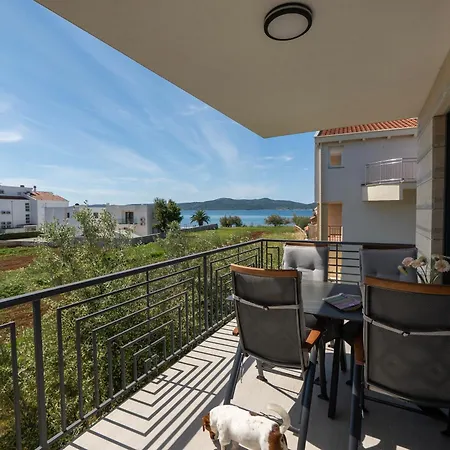 Fabjem Charme Seaview * Sukošan