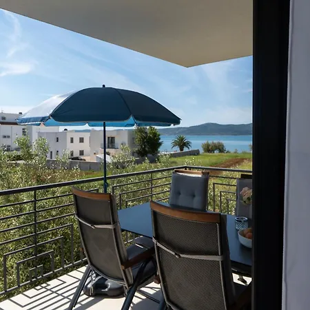 Fabjem Charme Seaview * Sukošan